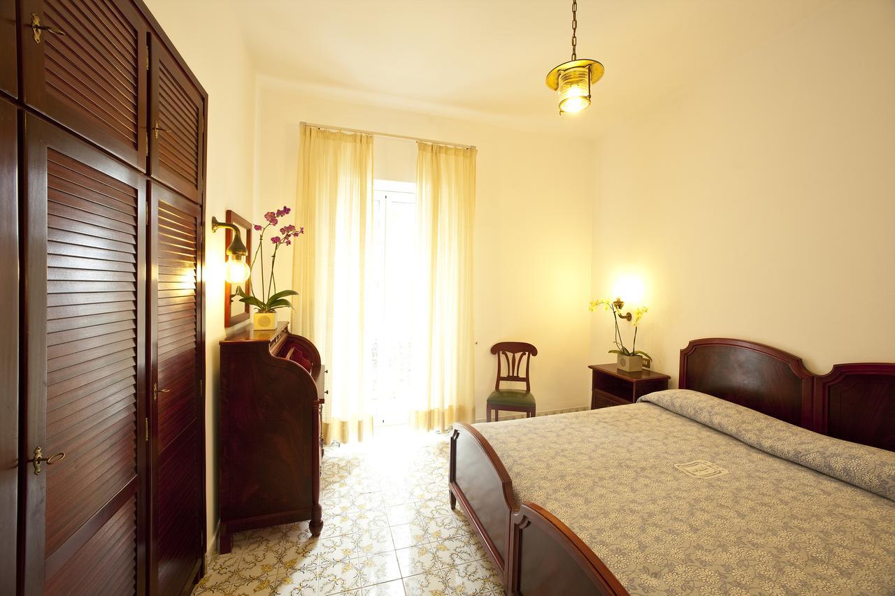 Parco Smeraldo Appartamenti Barano dʼIschia Δωμάτιο φωτογραφία